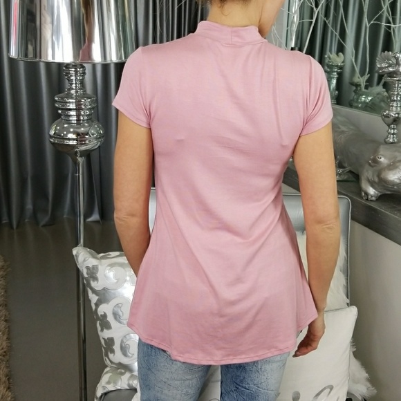 PINK CHOKER TOP WITH LACE UP NECKLINE - Picture 4 of 4